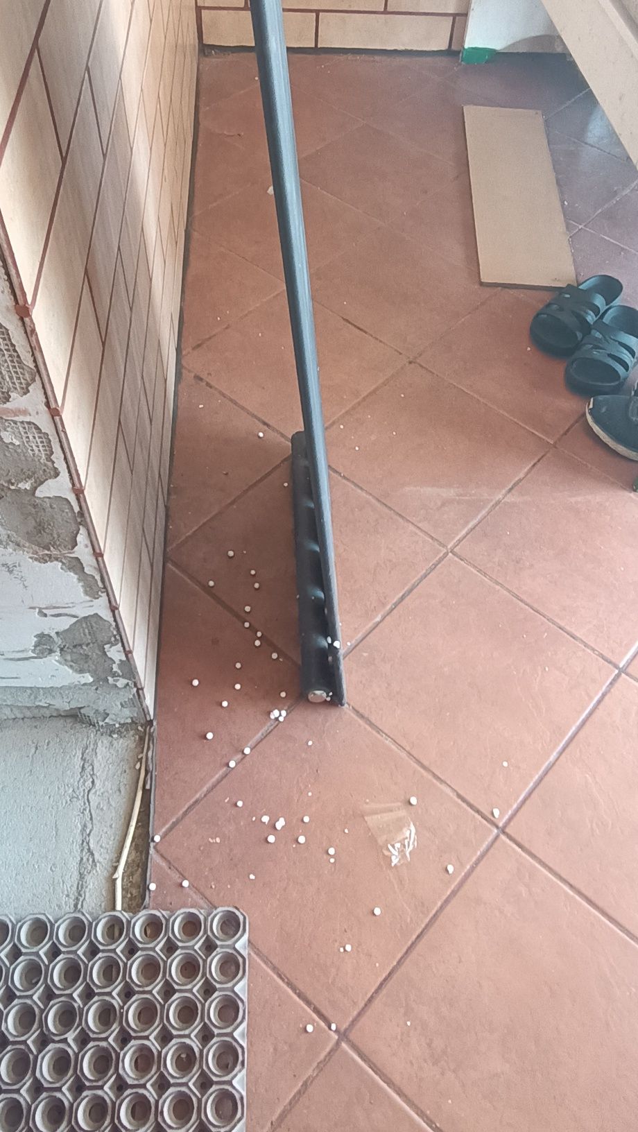 Grzejnik łazienkowy panelowy antracyt