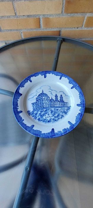 Prato de Porcelana pintado à mão