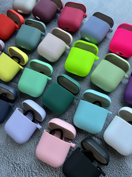 Чохли для AirPods з мікрофіброю