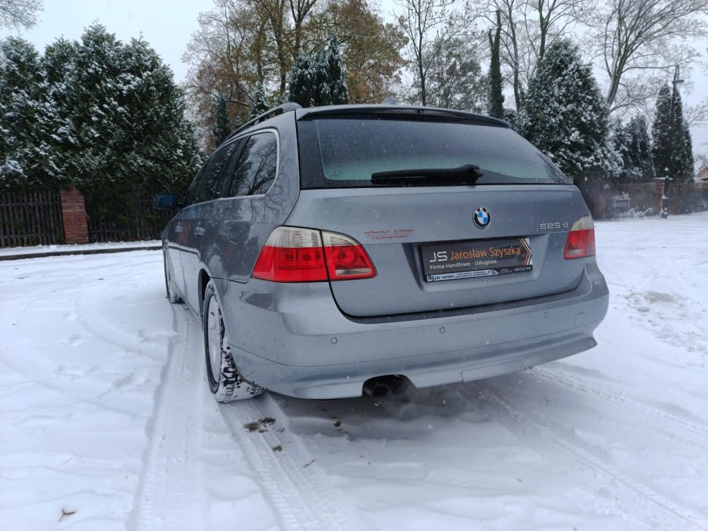 BMW E61 Touring Kombi 525 Zadbana E60