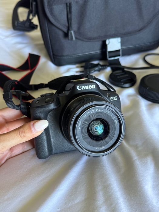 Canon Eos R50 - Máquina Fotográfica