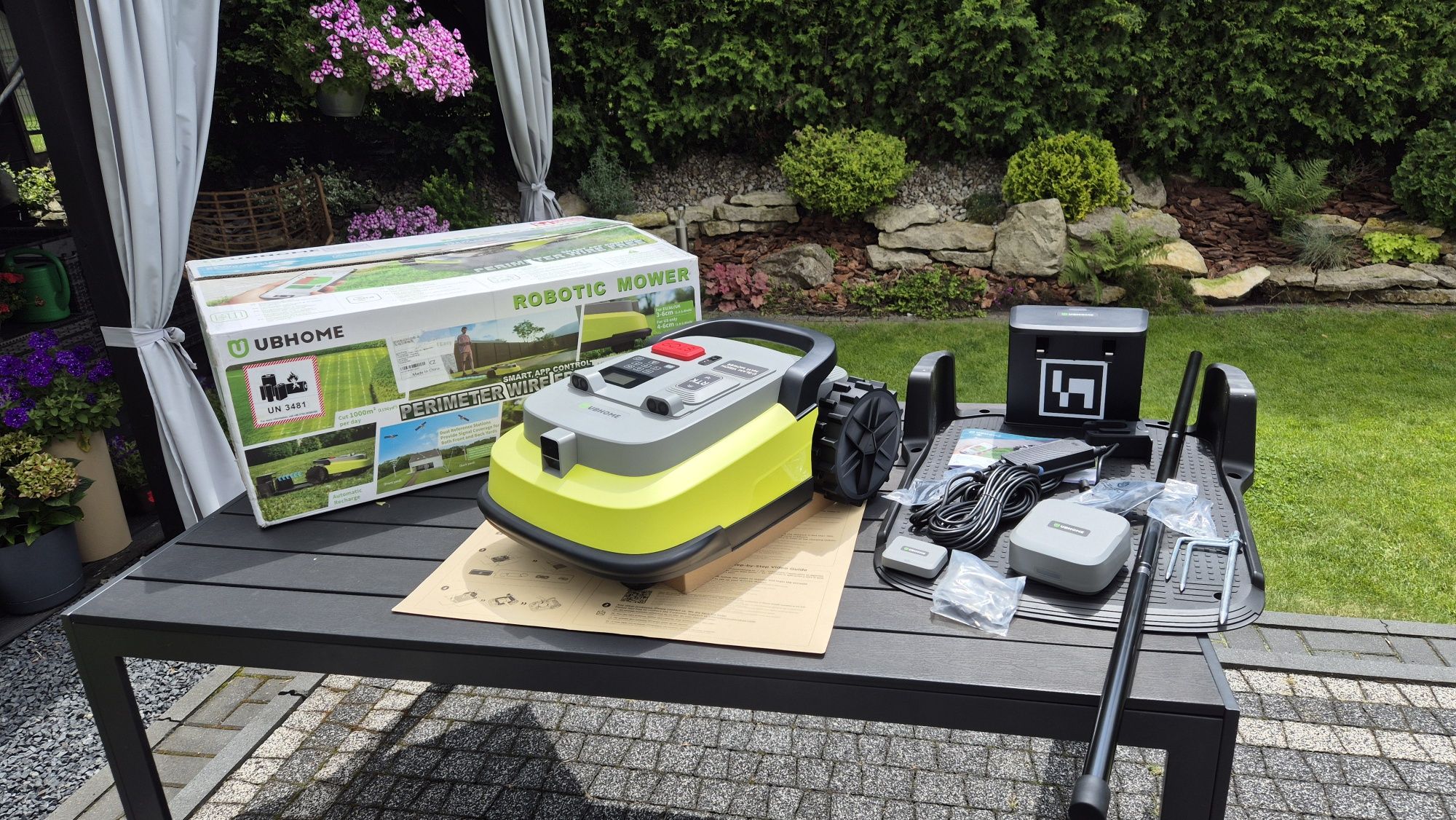 Bezprzewodowy robot koszący bez lin, automatyczny z GPS z RTK i APP +