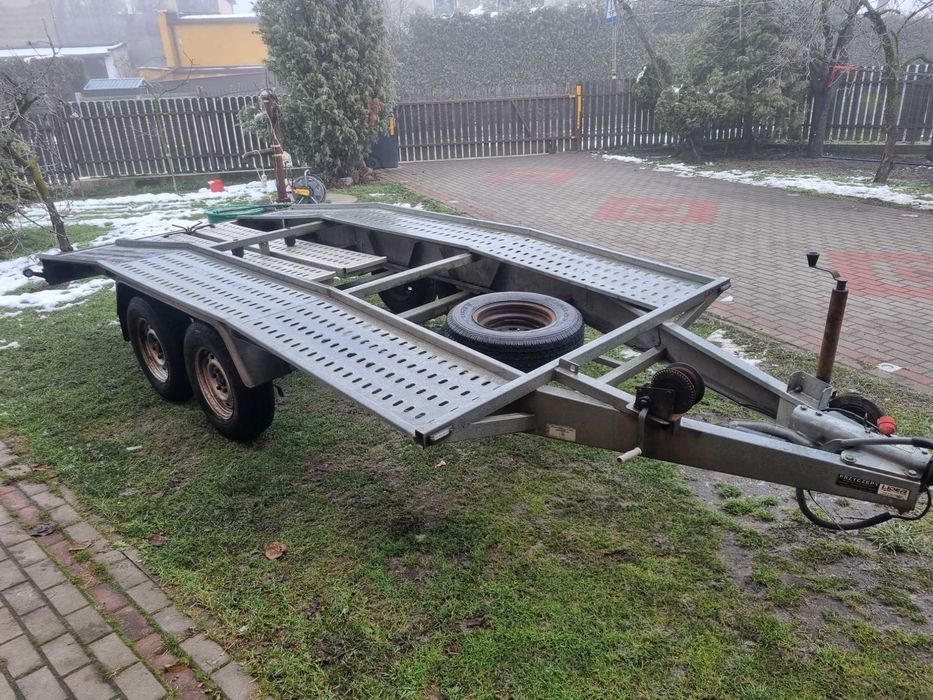 wypożyczenie lawety wynajem przyczepki przewóz transport auta laweta