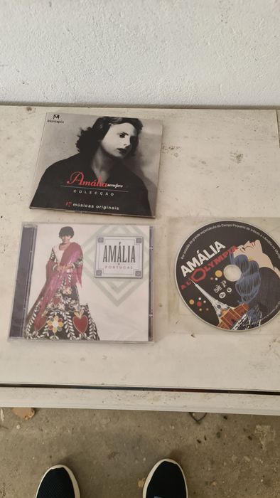 CDS Amália Rodrigues  ler descrição