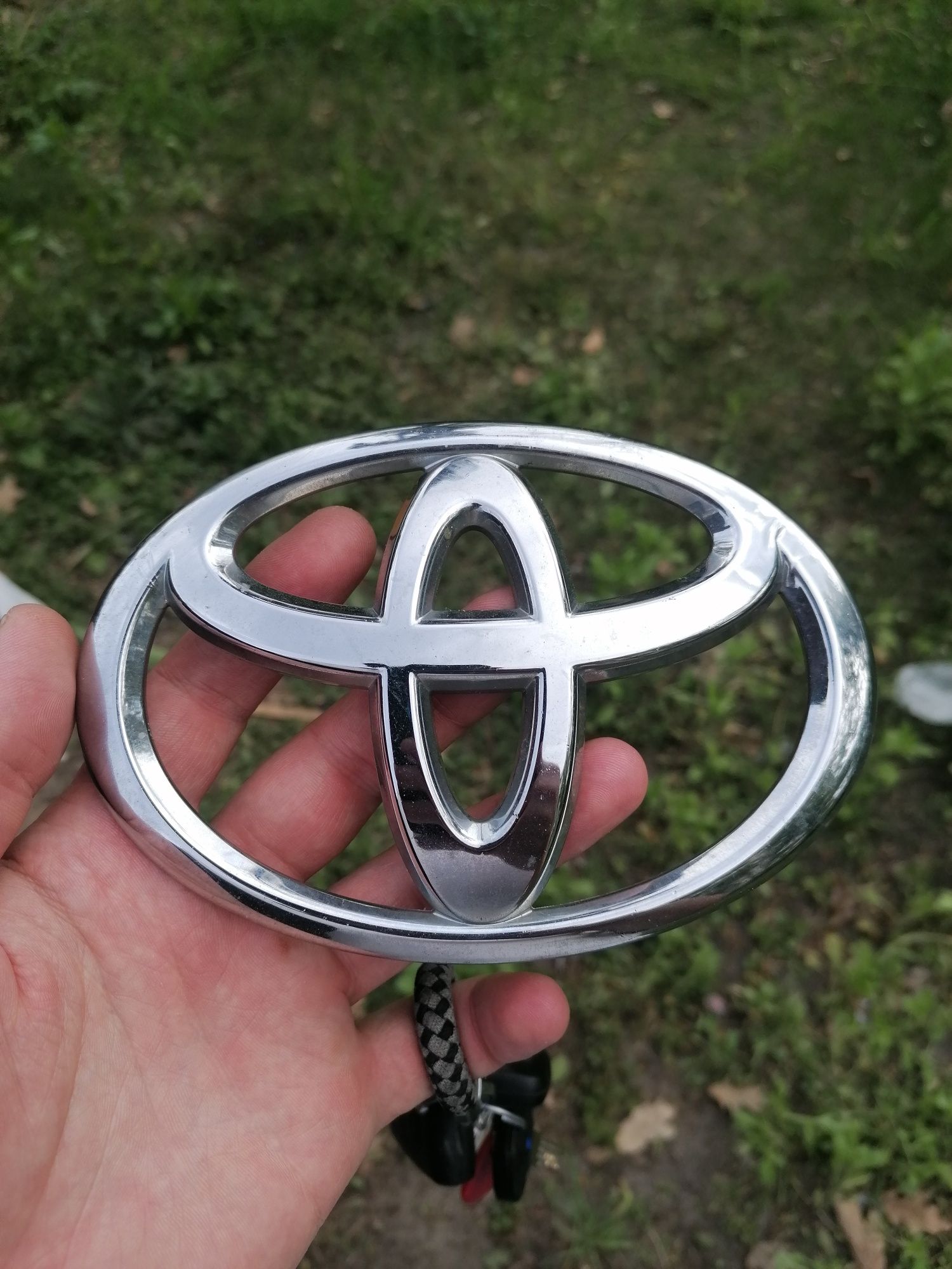 Значек емблема Toyota original