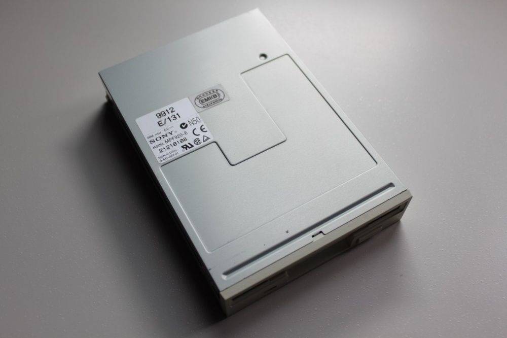 Флоппи-Дисковод / Floppy Disk Drive Sony MPF920-E