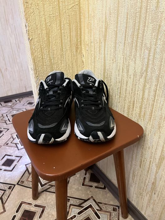 Кросівки чоловічі new balance 44 p