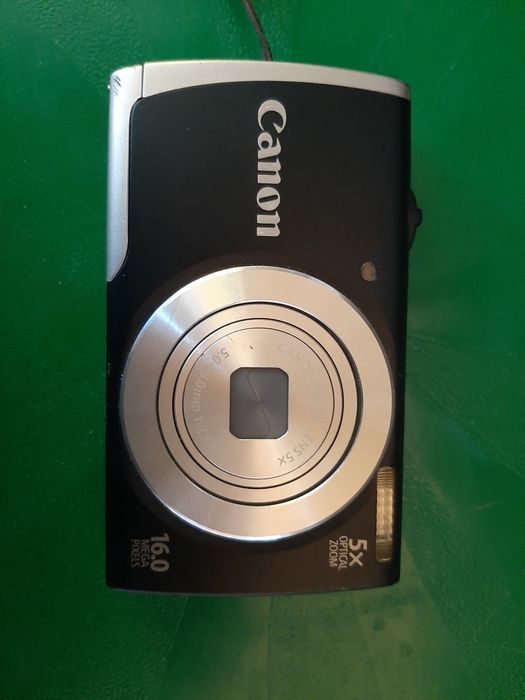 Цифровой фотоаппарат Canon