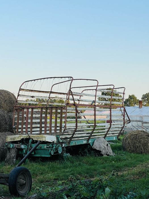 Продам  підборщик, терміново є защити до підборщика усі
