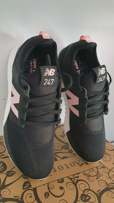 Buty damskie nowe sportowe New Balance  rozmiar 38  /  wkładka 24.5 cm