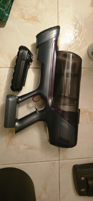 Aspirador vertical rowenta xpert 6.60