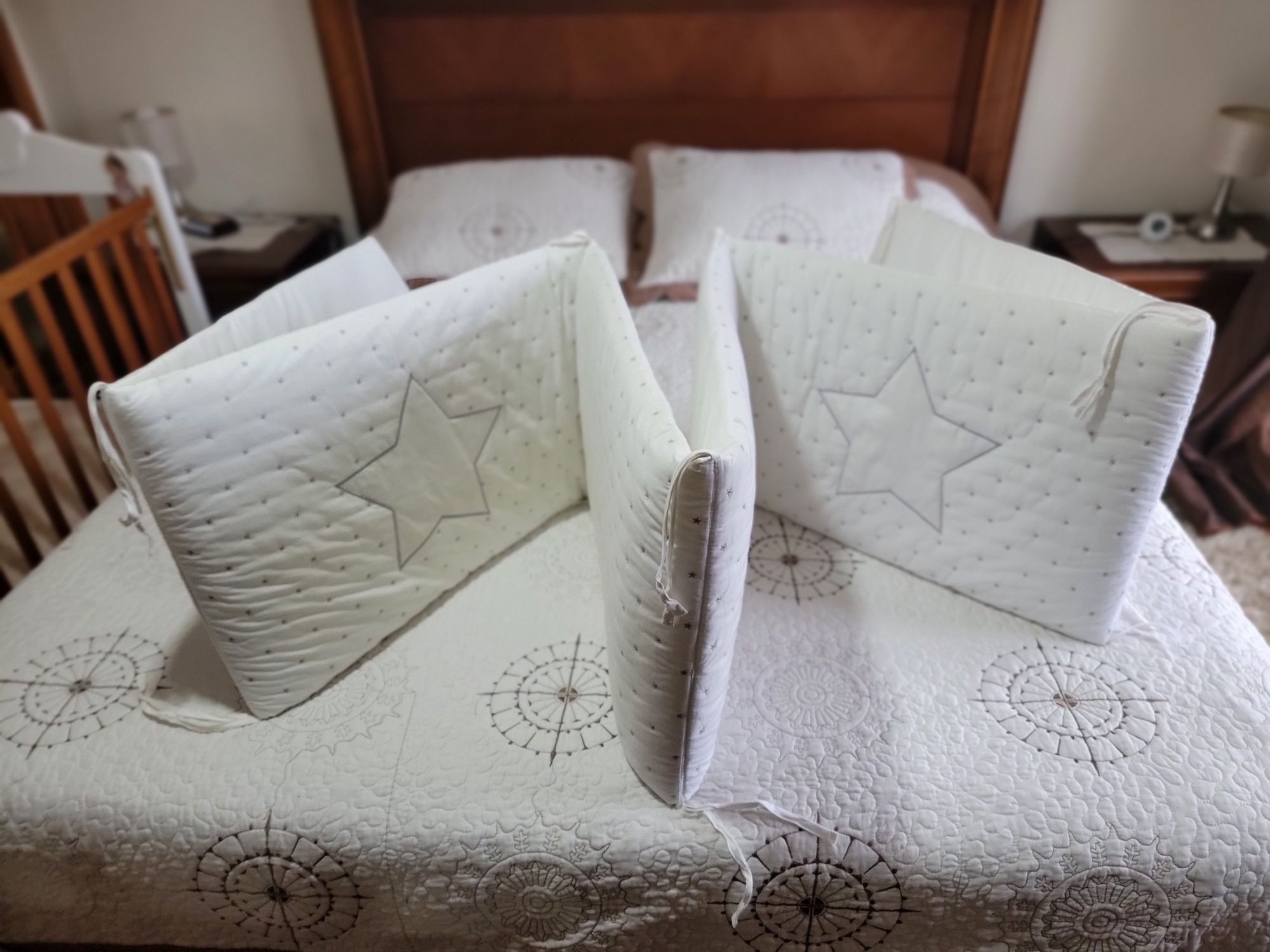 Pack Têxteis de berço  - Tema Chuva de estrelas - branco/estrelas
Tama