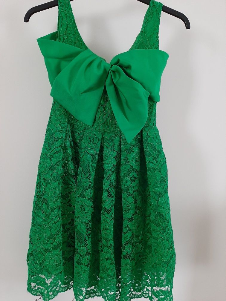 Святкова зелена сукня. Розмір С.