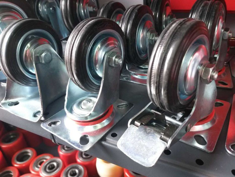 Колеса поворотні з гальмом і без