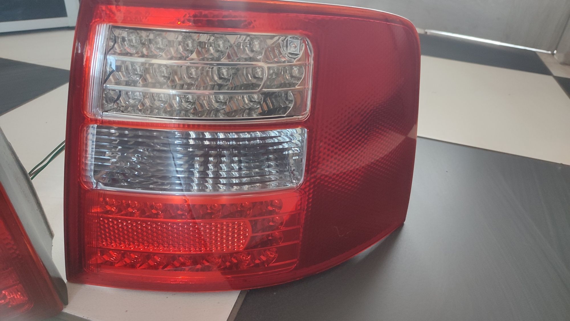 Lampy tył LED Audi A6 C5 Kombi .komplet