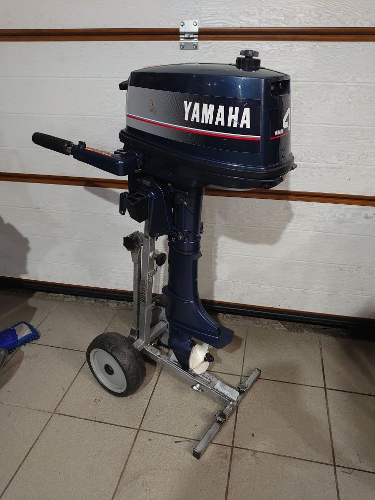 Yamaha 4 лодочний мотор