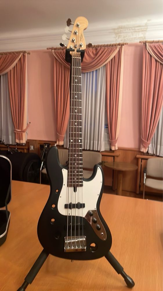 Бас гітара Sp bass   ( Стас Покотило ) 5 струн