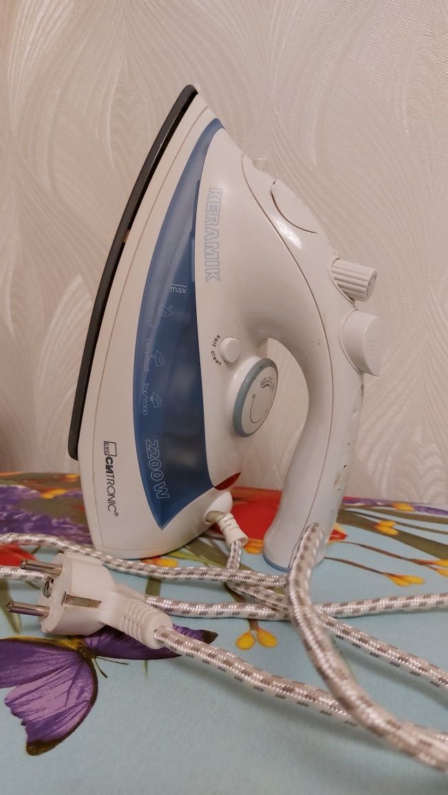 Праска Clatronik, 2200 watt