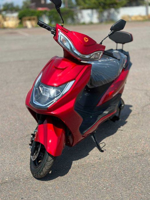 Электроскутер YADEA LUNA