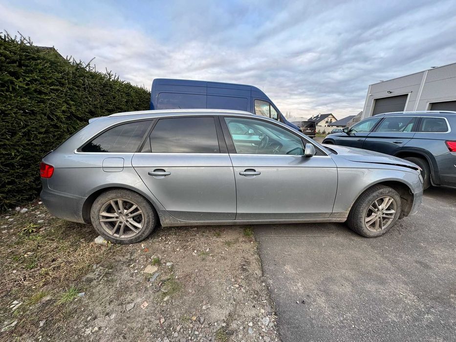 OKAZJA Audi a4 Lpg uszkodzony silnik