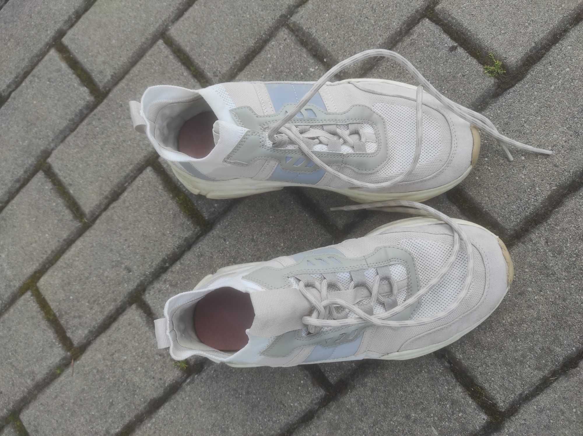 Buty sportowe, biało szare, beżowe