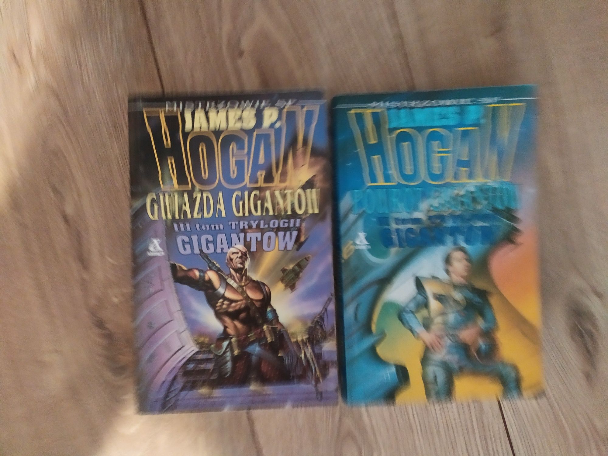 James Hogan - II i III tom Trylogii Gigantów