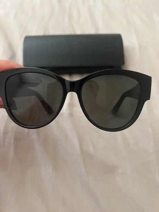 Vendo óculos de sol YSL originais novos