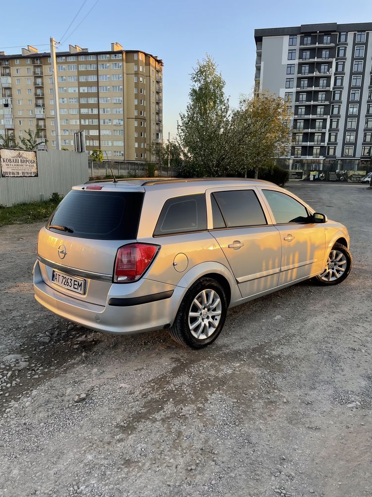 Opel astra h універсал