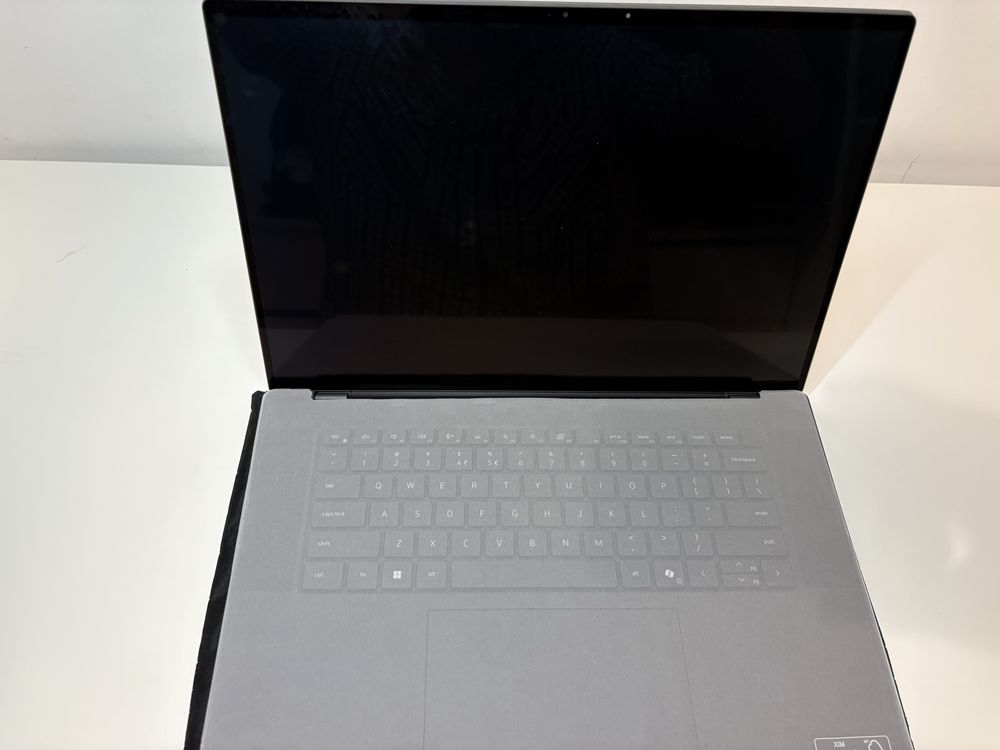Dell Precision 5690 - Nowy - Okazja