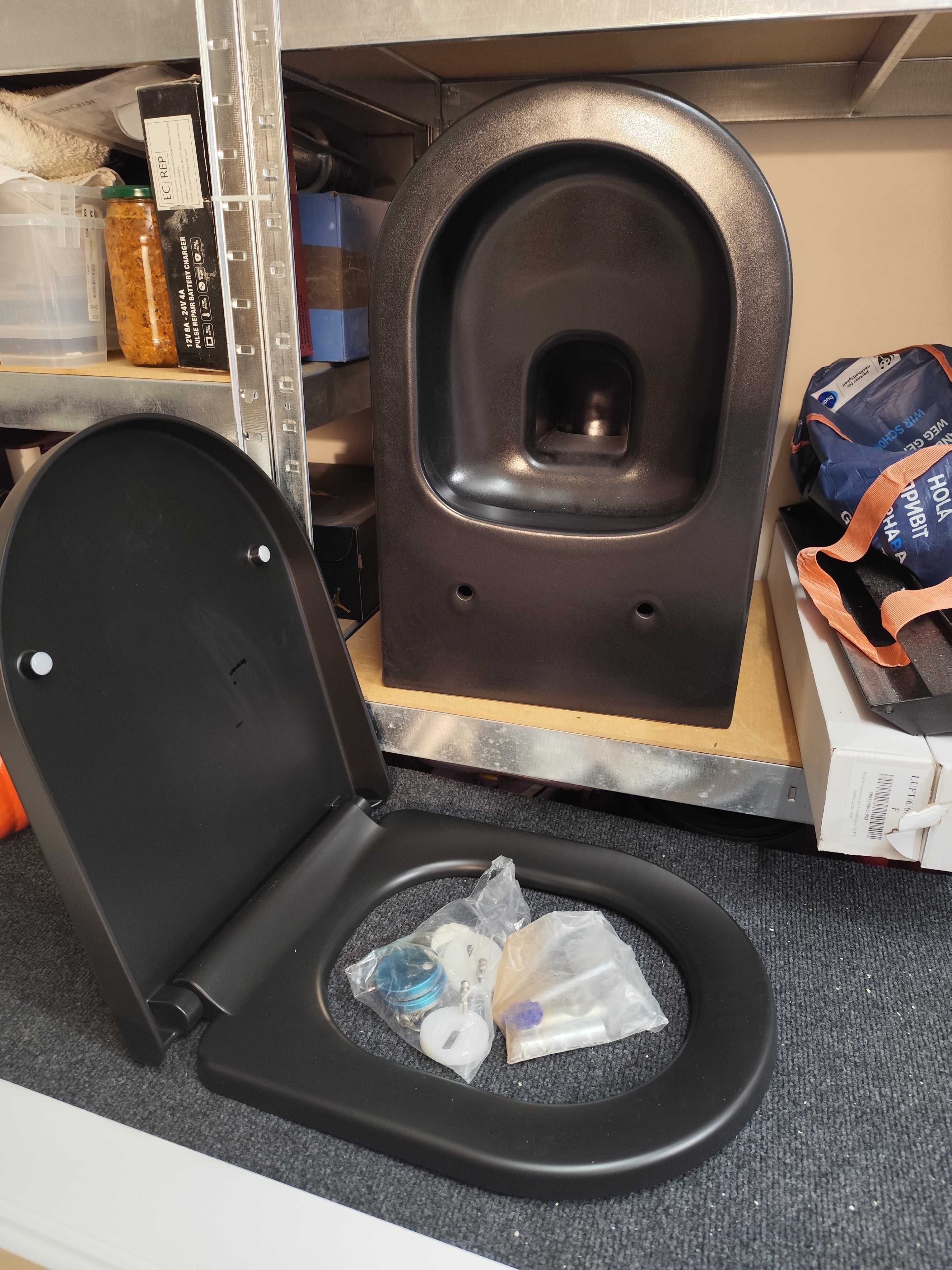 Miska WC z deskom wolnoopadajacom