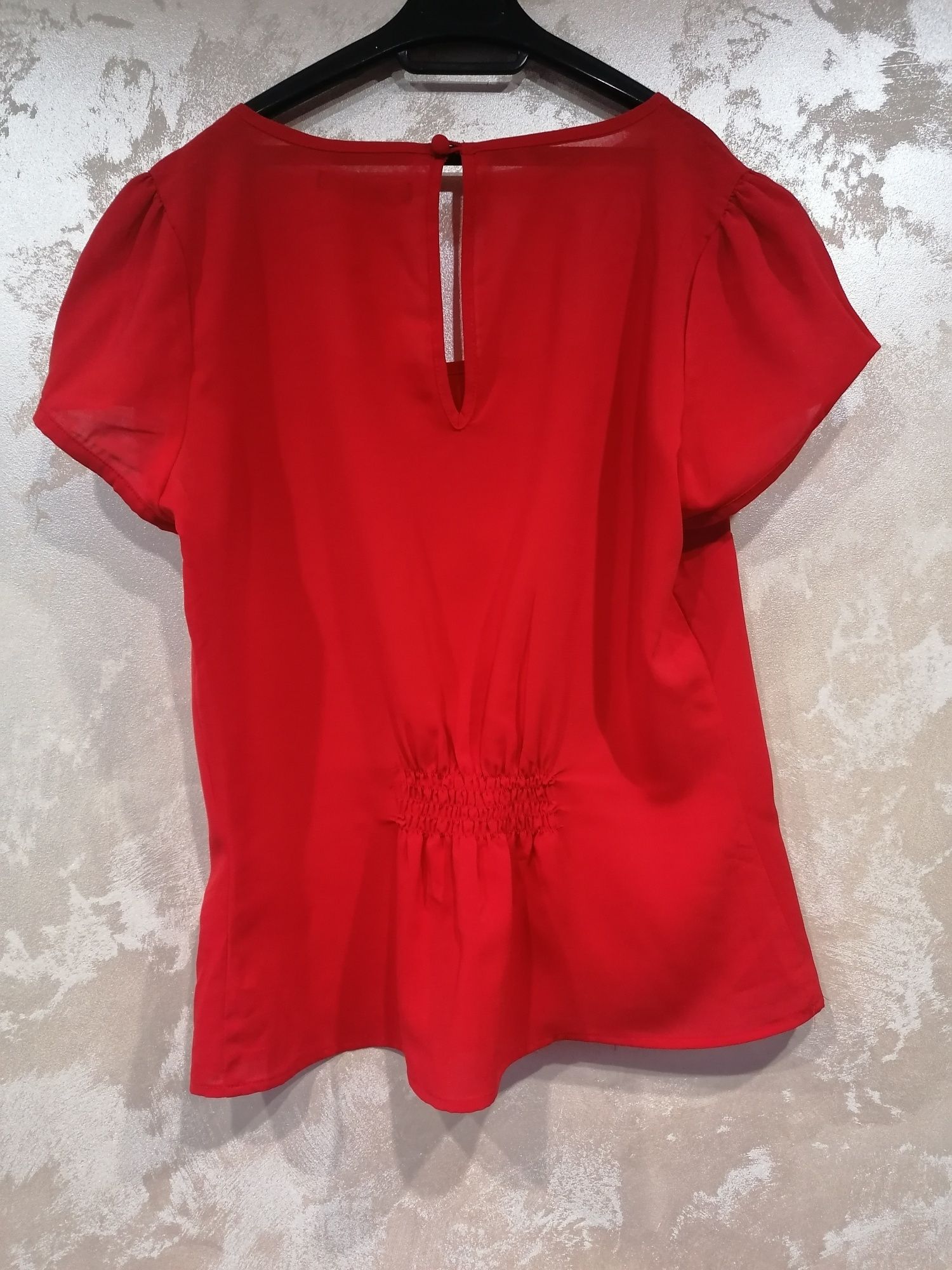 Elegancka zwiewna czerwona bluzka marki Atmosphere rozmiar M/38/10