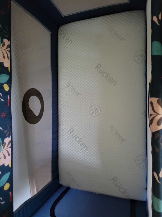 łóżeczko Lionelo Stefi Blue Navy + materac Rucken Travel Aseptic