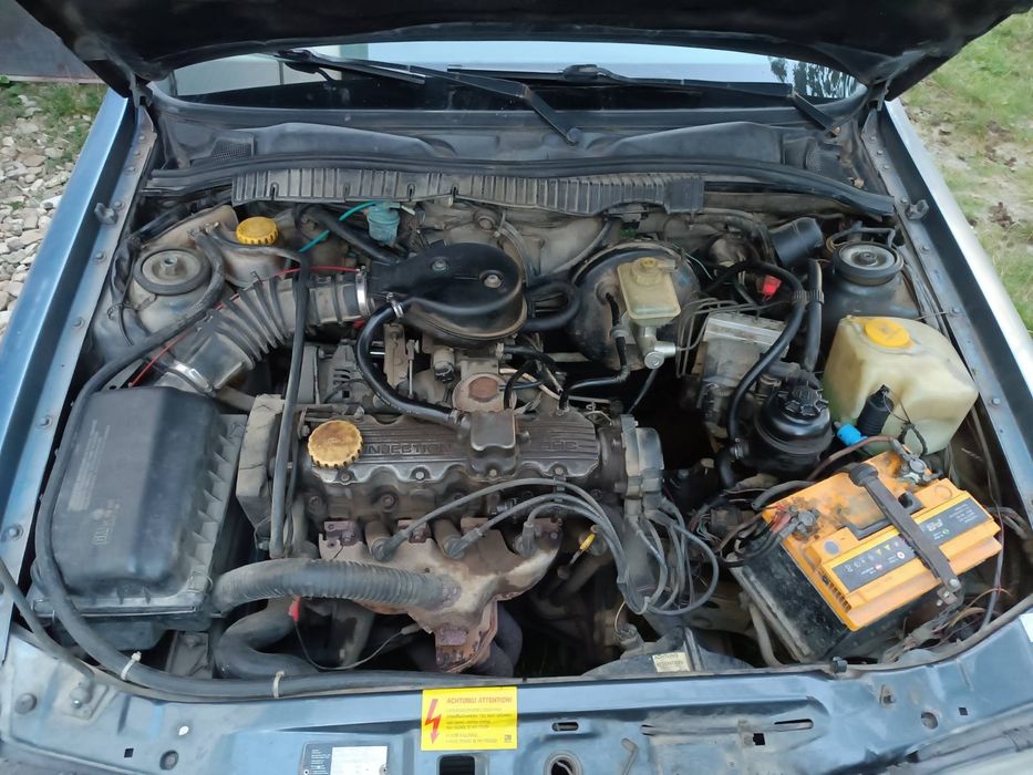 Машина Опель  Вектра А