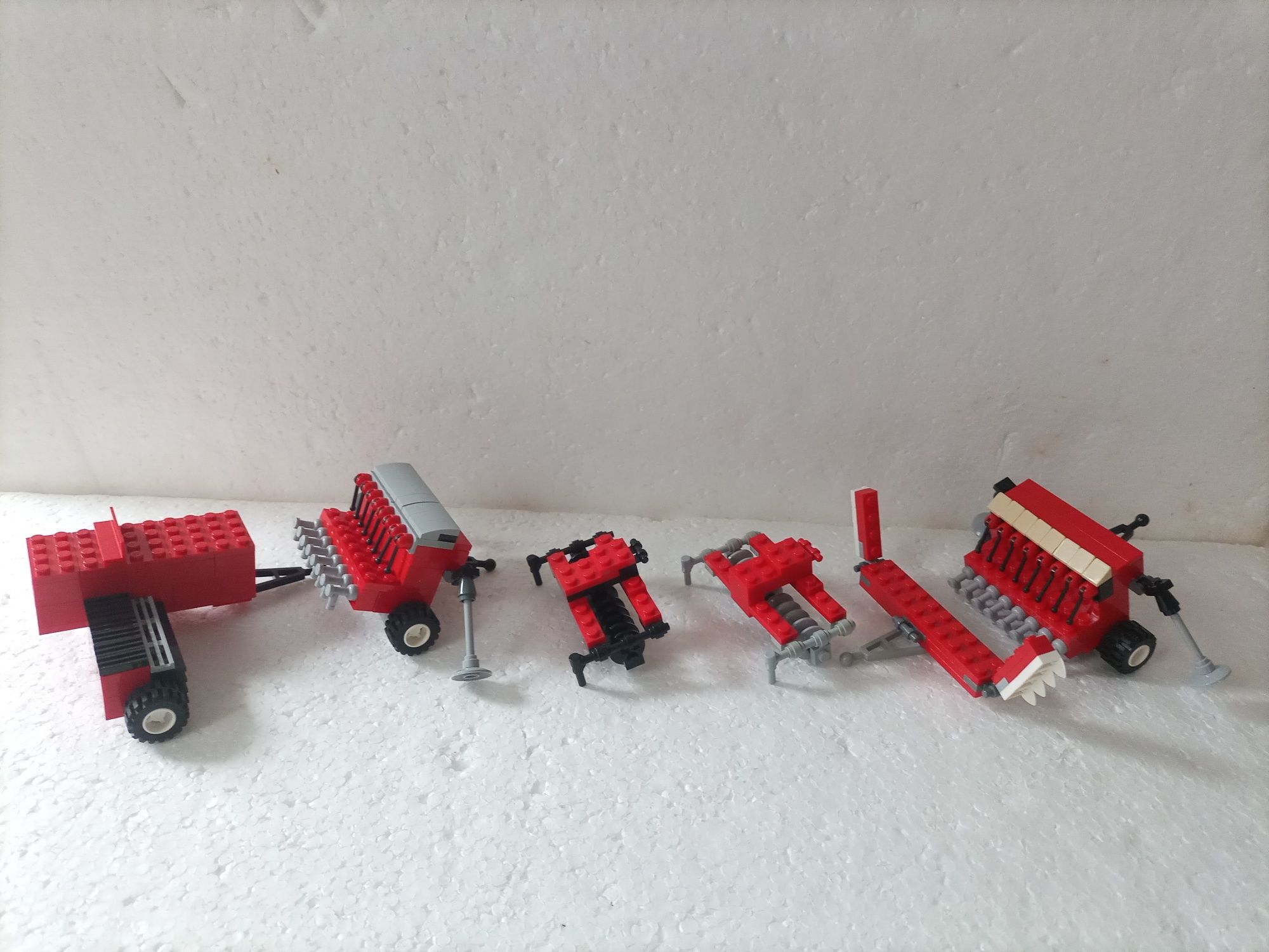 Klocki LEGO traktor maszyny rolnicze farma