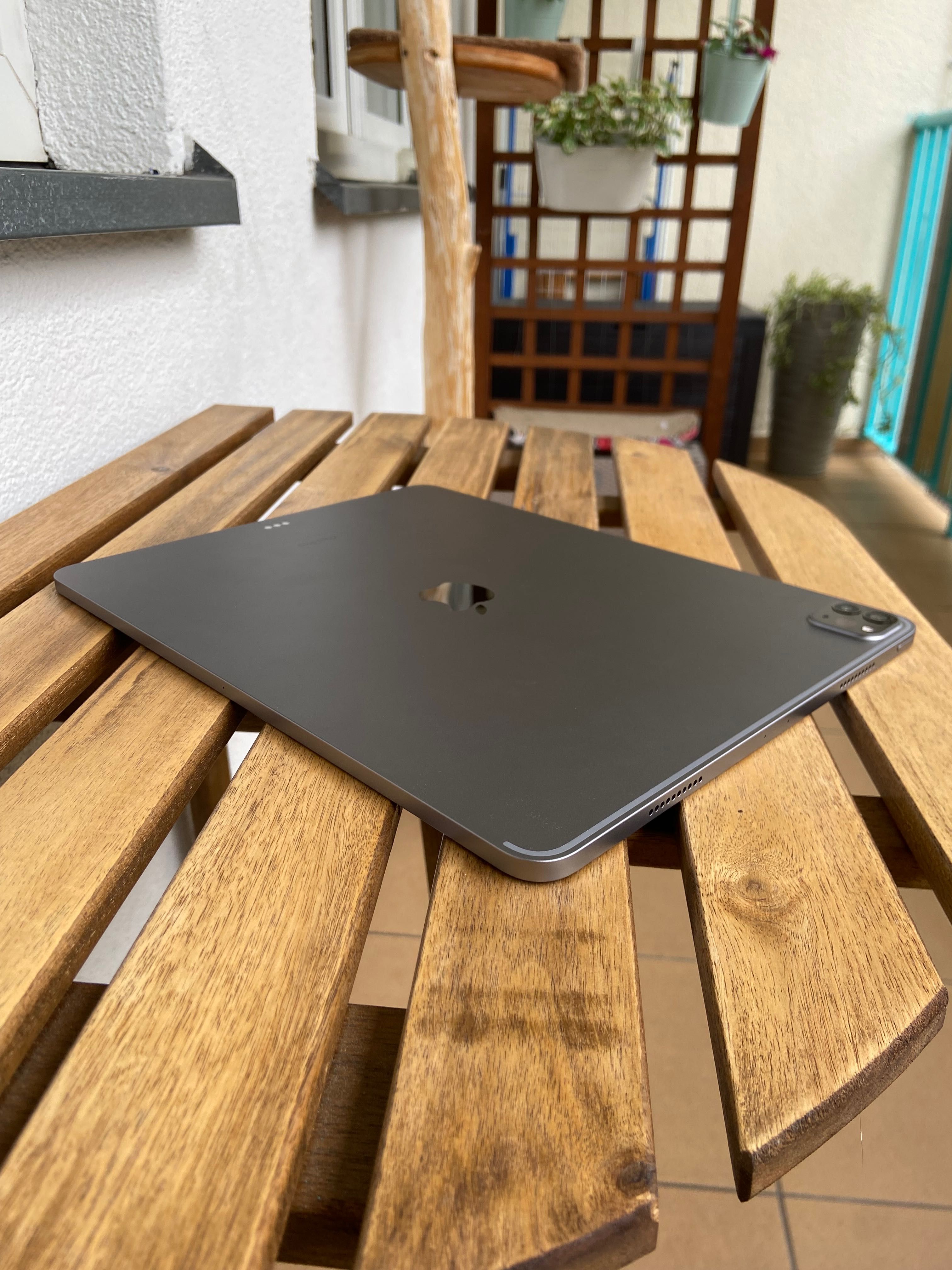 Apple iPad Pro 12.9 6 Generacji M2 128 + Apple Pencil 2 Gen + Etui