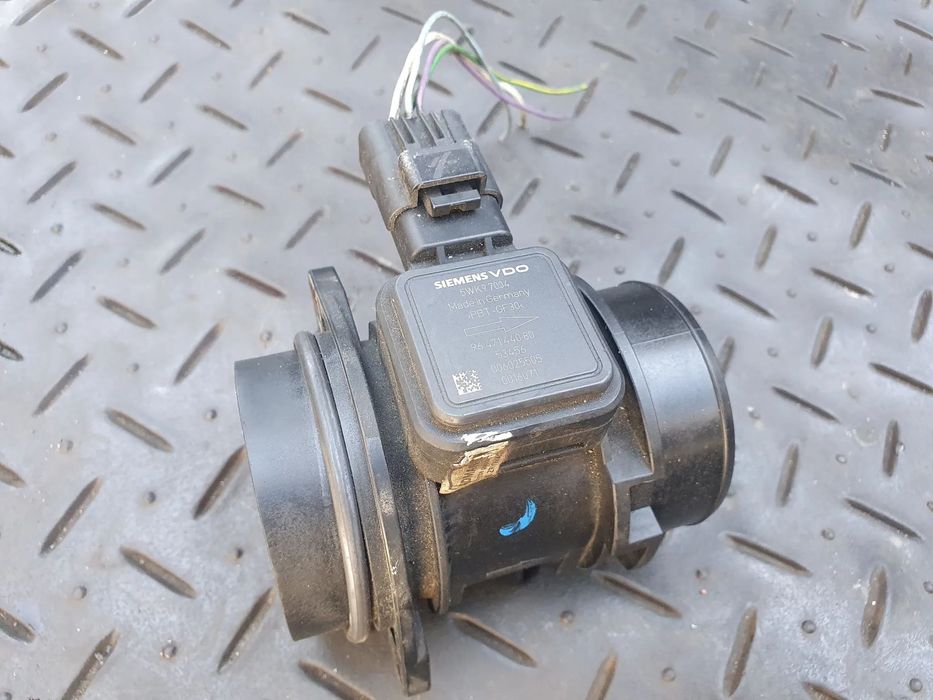 PRZEPŁYWOMIERZ PEUGEOT 207 1.4 HDI 5WK97004 9647144080 + WTYCZKA INSTALACJA POSIADAM 3 SZT