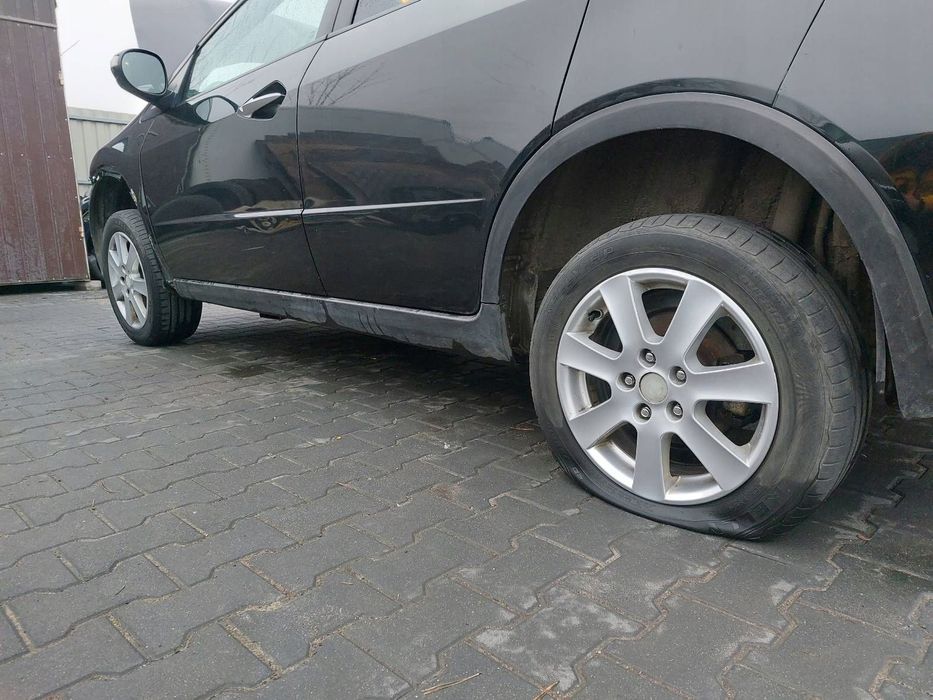FELGI ALUMINIOWE KOMPLET 4SZT R16 5X114,3 FI 64,1 CIVIC VIII BORBET