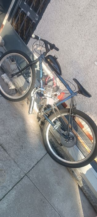 Bicicleta a motor
