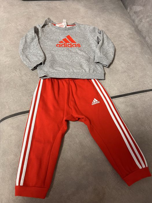 Костюм adidas  унісекс