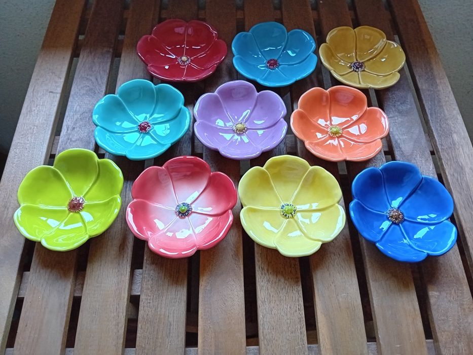 Pratos e Taças Flor
