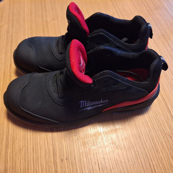 Obuwie robocze Milwaukee 42