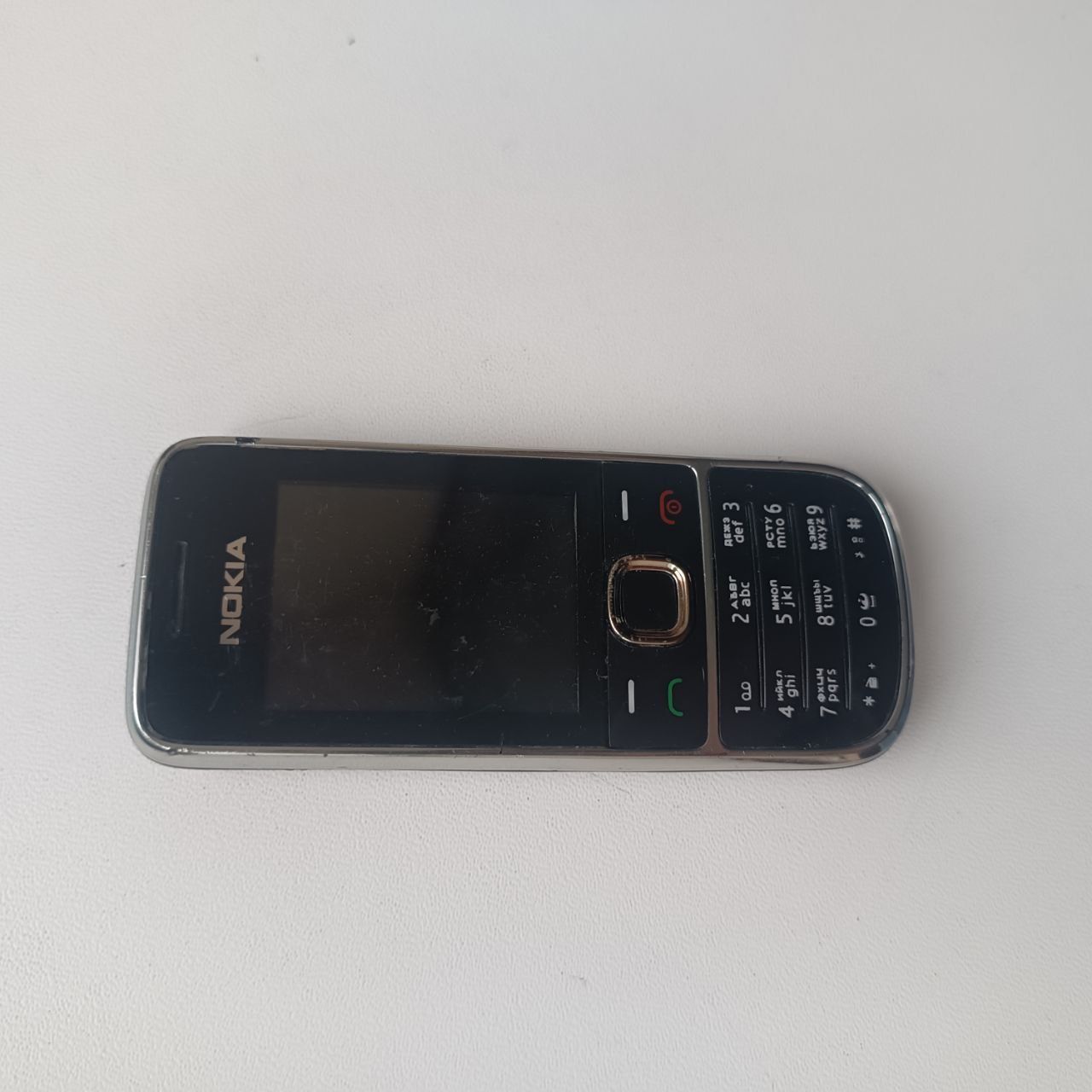 Nokia 2700 з зарядним