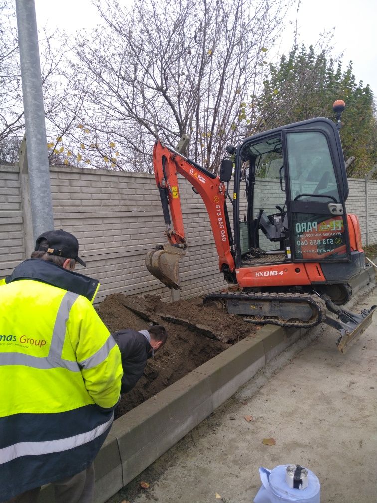 Wynajem minikoarki Kubota kx18-4 wraz z 3 łyżkami . Transport