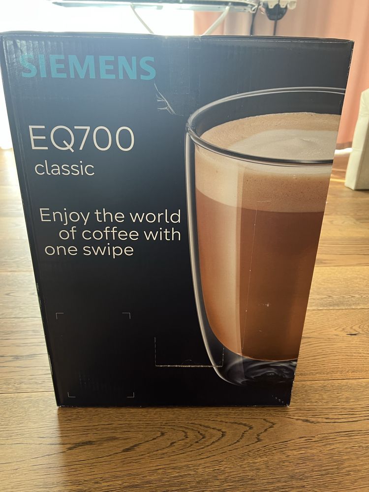 Нова кавомашина Siemens EQ700 TP713R09 з офіційною гарантією