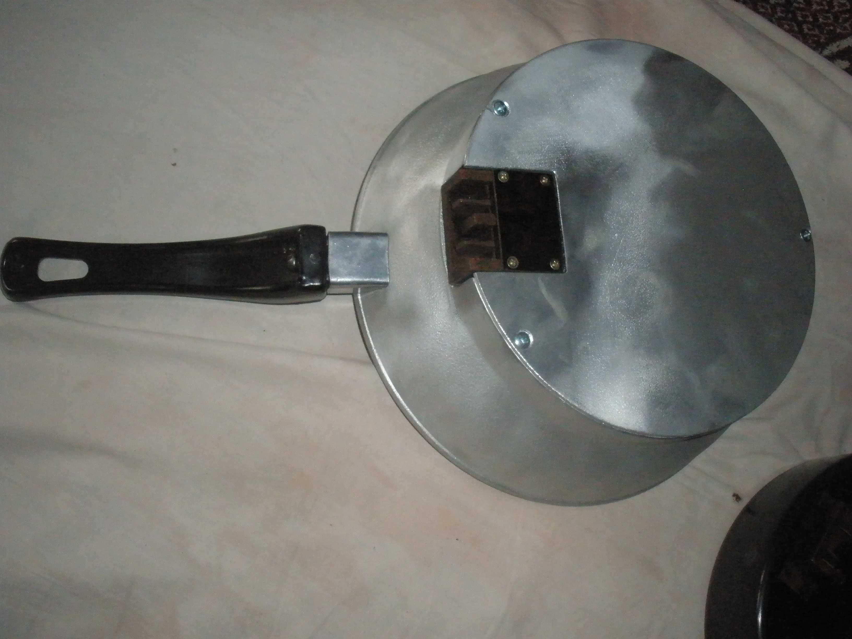 Новая электро печь, (жаровня,сковорода,кастрюля) с электро.подставкой