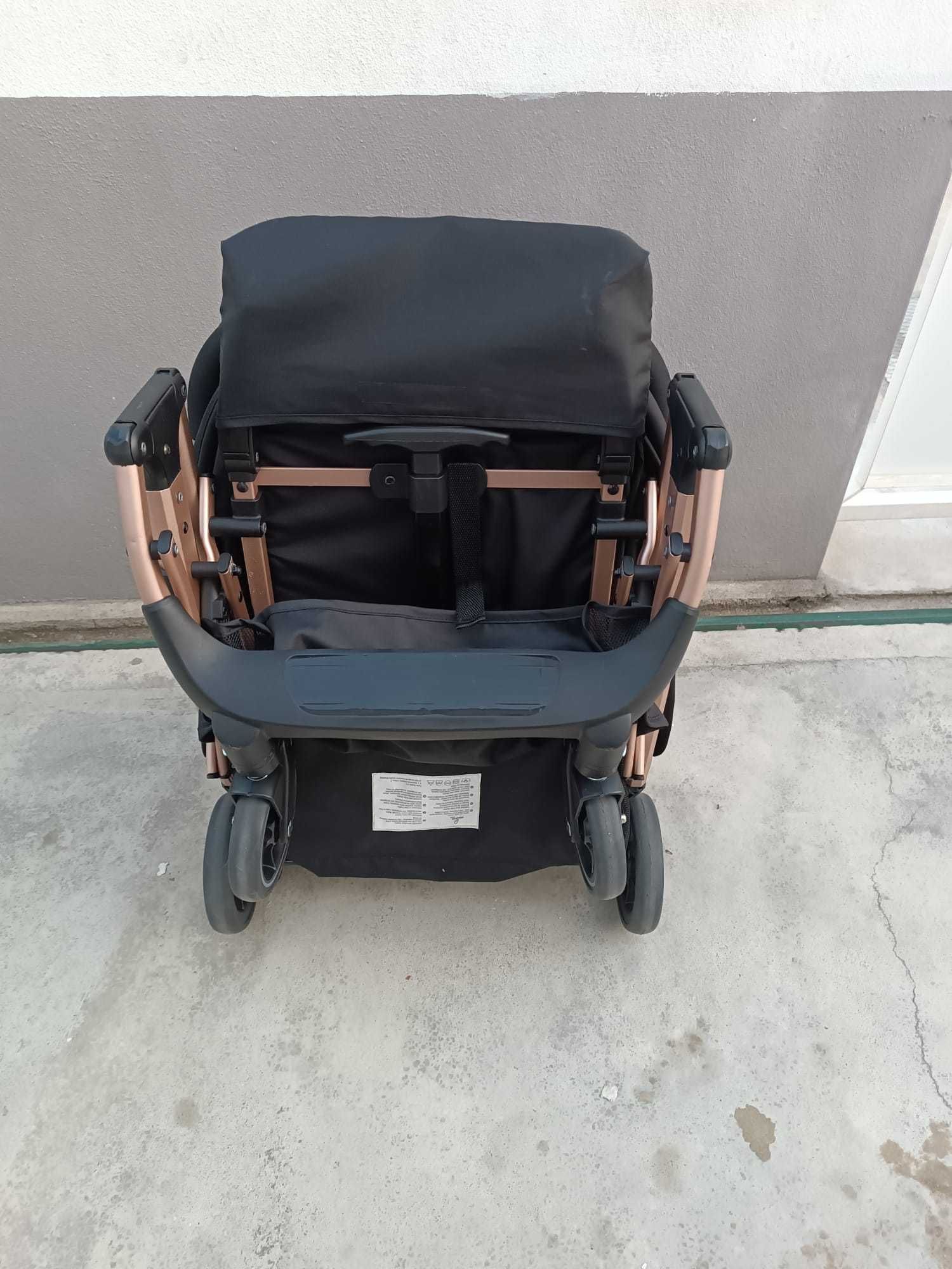 Carrinho de bebé
