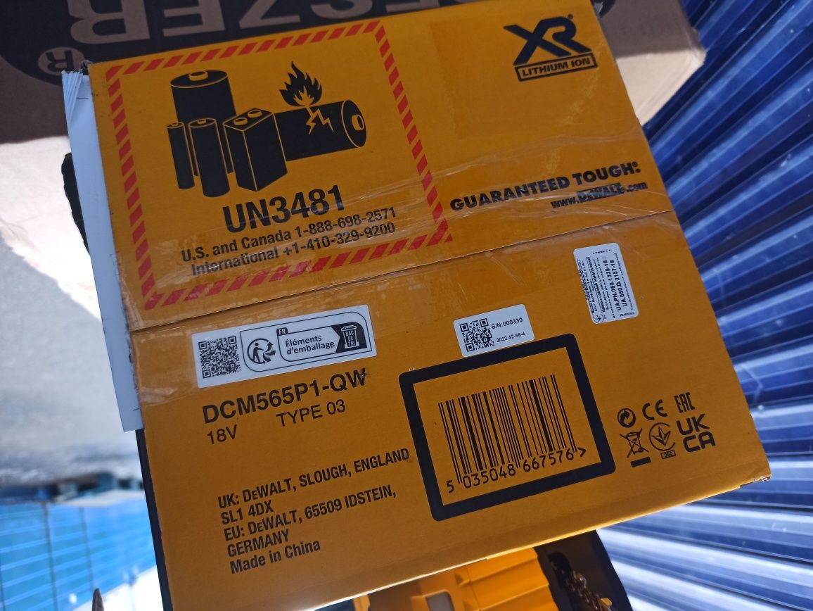 Аккумуляторная пила DeWALT DCM565P1+ЗУ+Аккум 18v/5Ah ДеВольт
