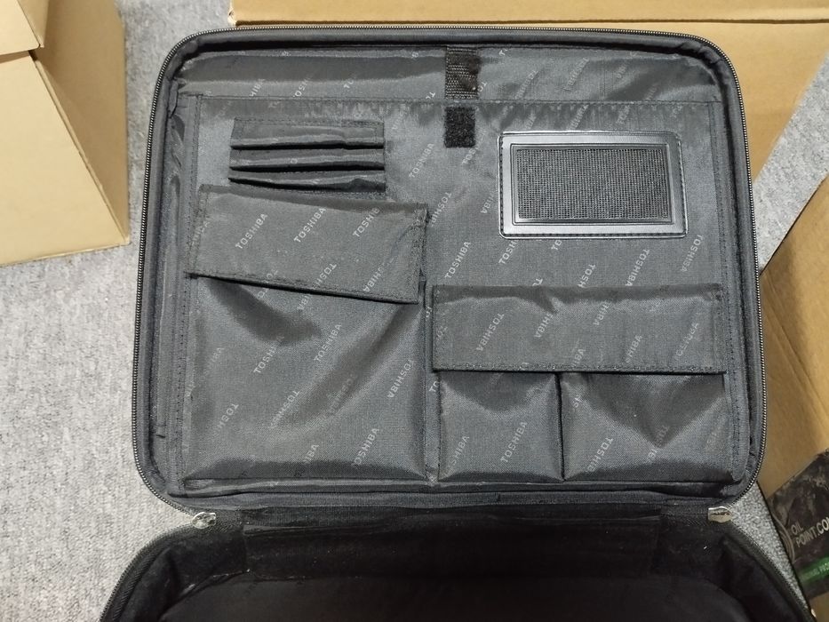 Torba neseser na laptopa Toshiba