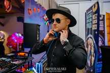 DJ, oprawa muzyczna imprez, fotobudka 360,magiczne lustro