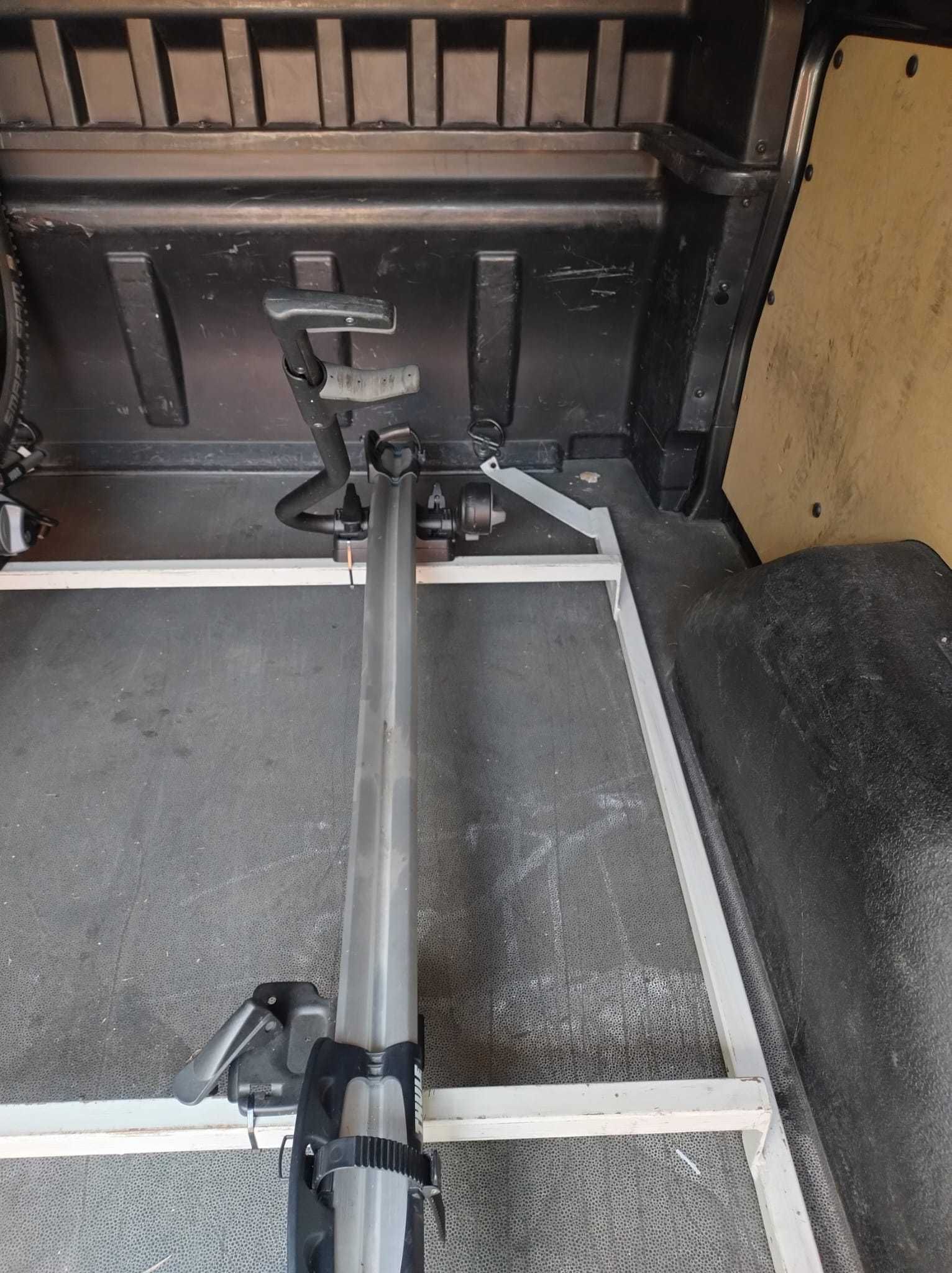 Bagażnik baza na rowery Ford Transit Custom brygadówka